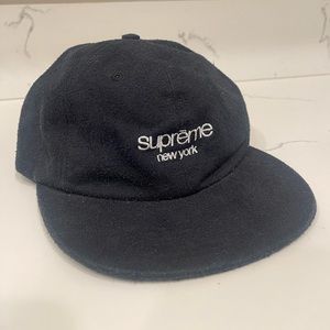 Supreme 6 panel